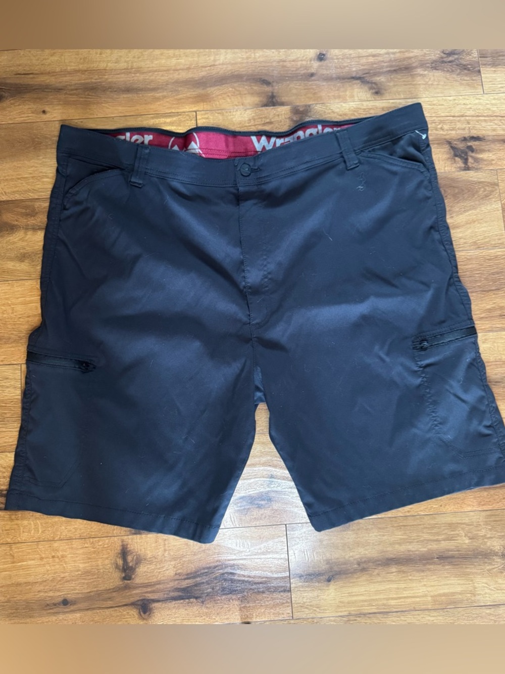 Wrangler Men's Black Cargo Shorts with Cargo Pockets
